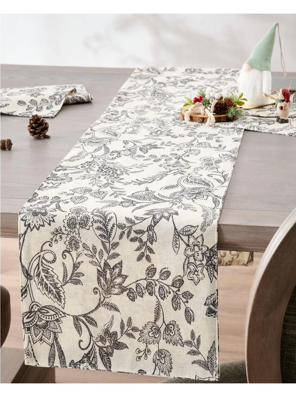 NEW jinchan Black & Cream Floral Linen Table Runner. Elegant Botanical print.